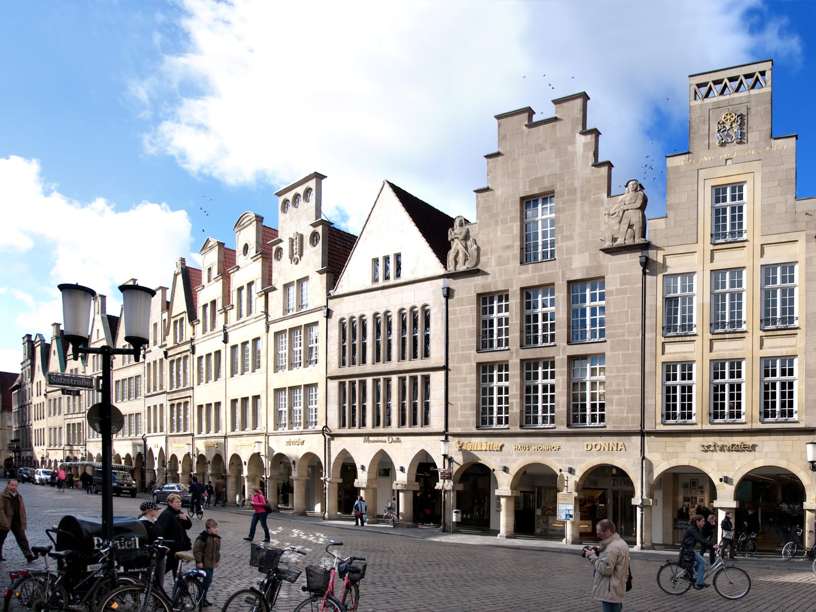 Prinzipalmarkt in the sunshine, Münster, Germany - ©Stadt Münster copie